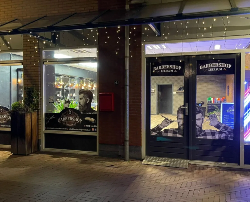 Kapper Leersum knipt klant met precisie - barbershop Leersum